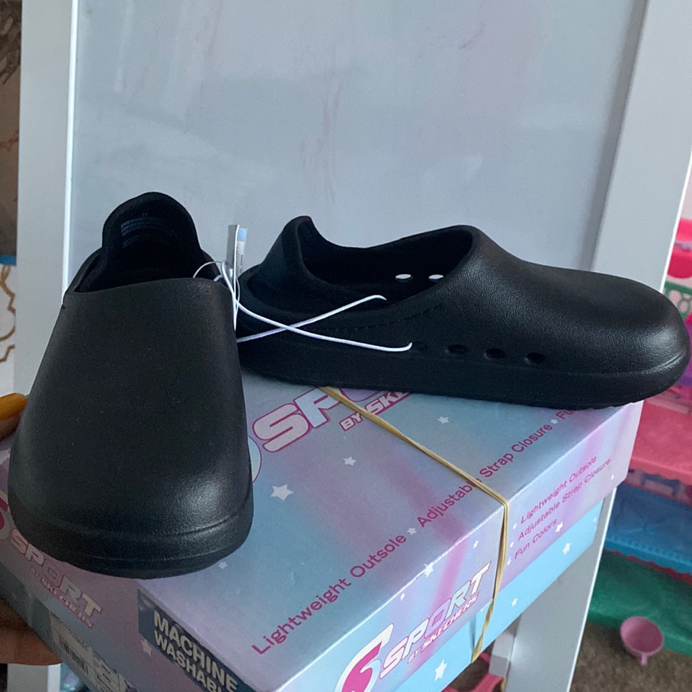 Cat & Jack Black Slip-On Size 11 Unisex NWT
